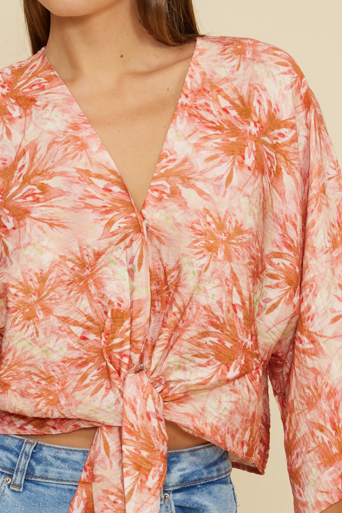 Rue Tie Top