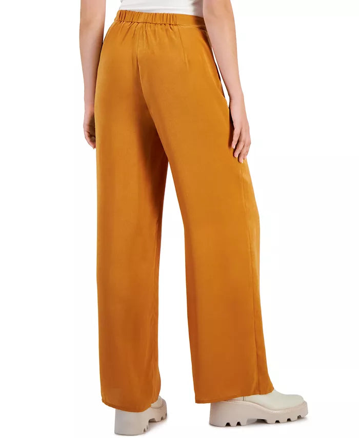 Celine Pant