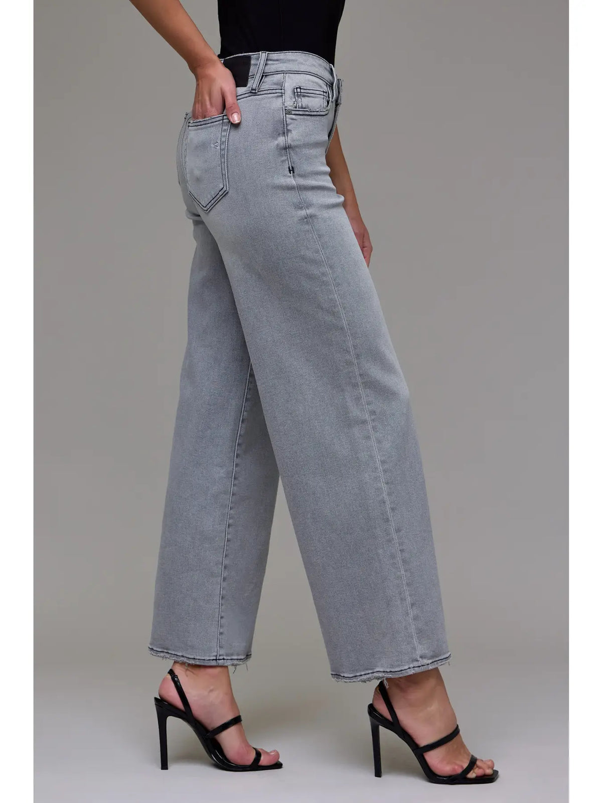 Mid Rise Nori Extra Wide Leg - Light Grey