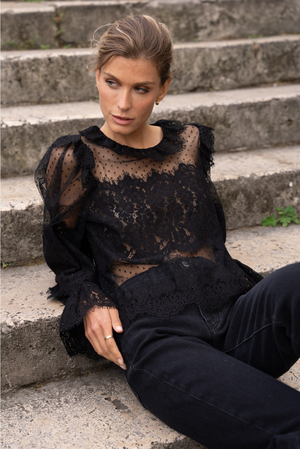 Claudine Collar Lace Blouse