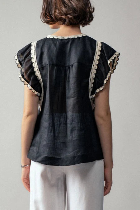 Gema Vintage Lace Woven Top
