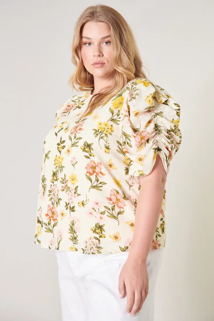 Ashlynn Floral Blouse - Curvy