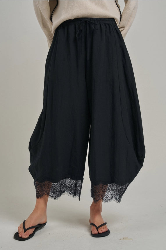 Luna Balloon Pants - Black
